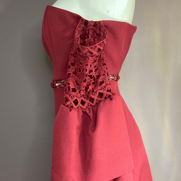 1 Moving sale make an offer. Keepsake uplifted dress - Picture 3 of 7